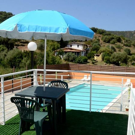 B&B Il Mirto Di Paola Torpè Extérieur photo