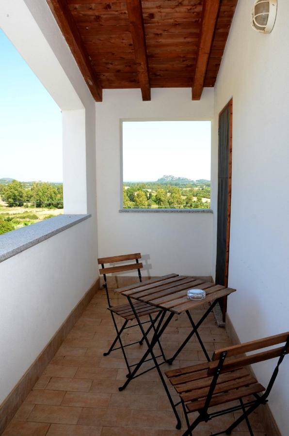 B&B Il Mirto Di Paola Torpè Extérieur photo